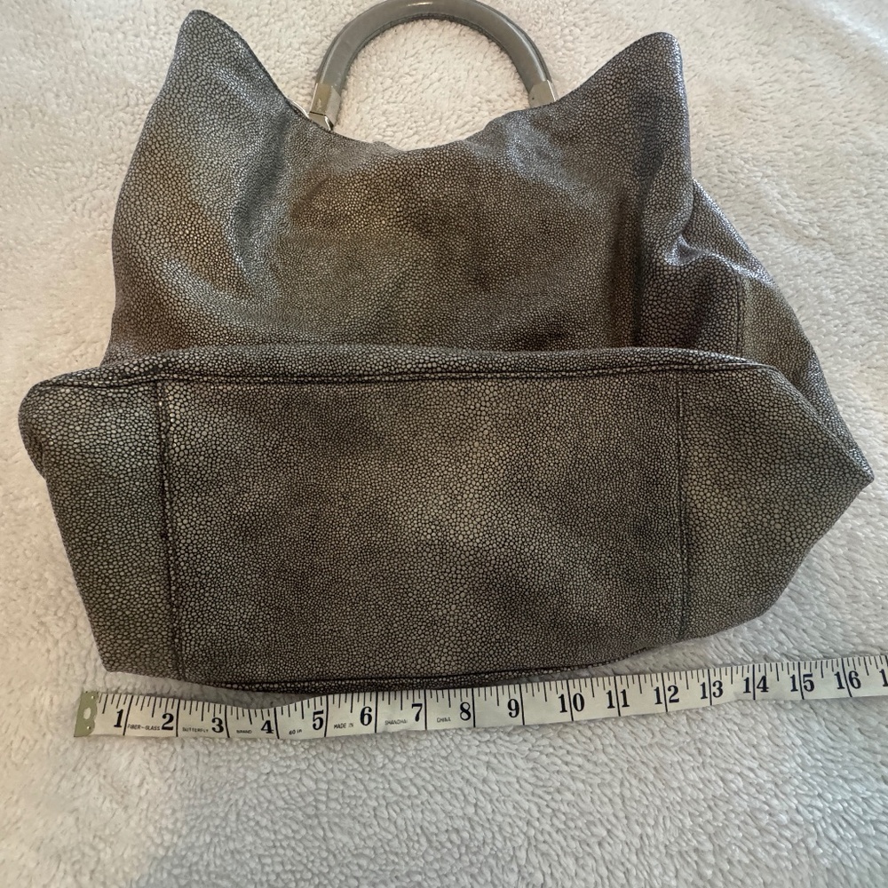 YSL 'Roady' Bag w/Dust Bag - Picture 10 of 14